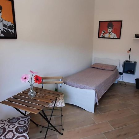 casatua Apartment Taranto Luaran gambar