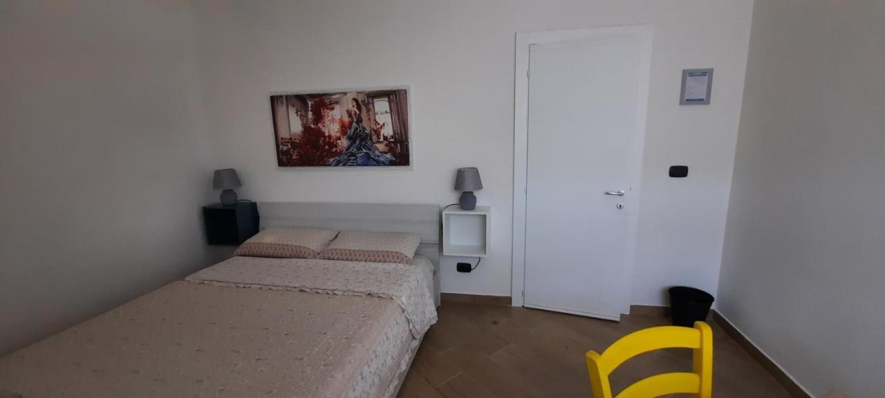 casatua Apartment Taranto Luaran gambar