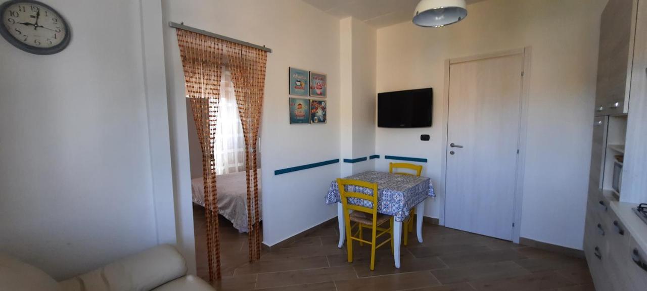 casatua Apartment Taranto Luaran gambar