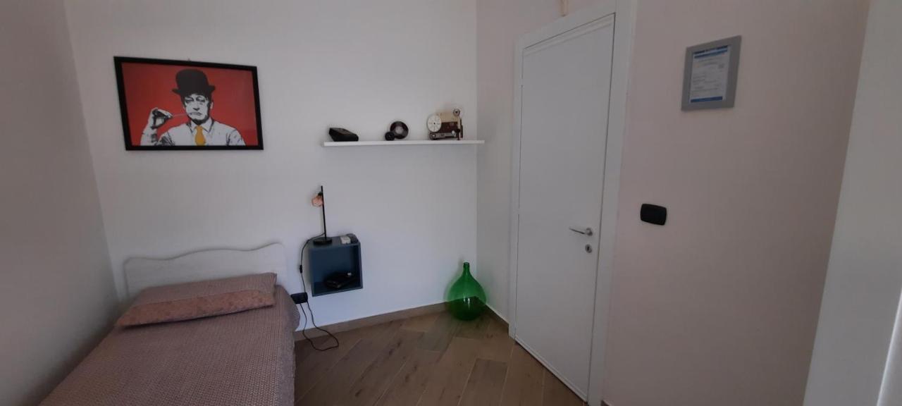 casatua Apartment Taranto Luaran gambar